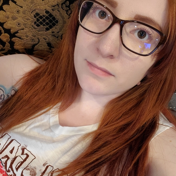 Meet your Posher, Stephanie - Picture 6 of 7